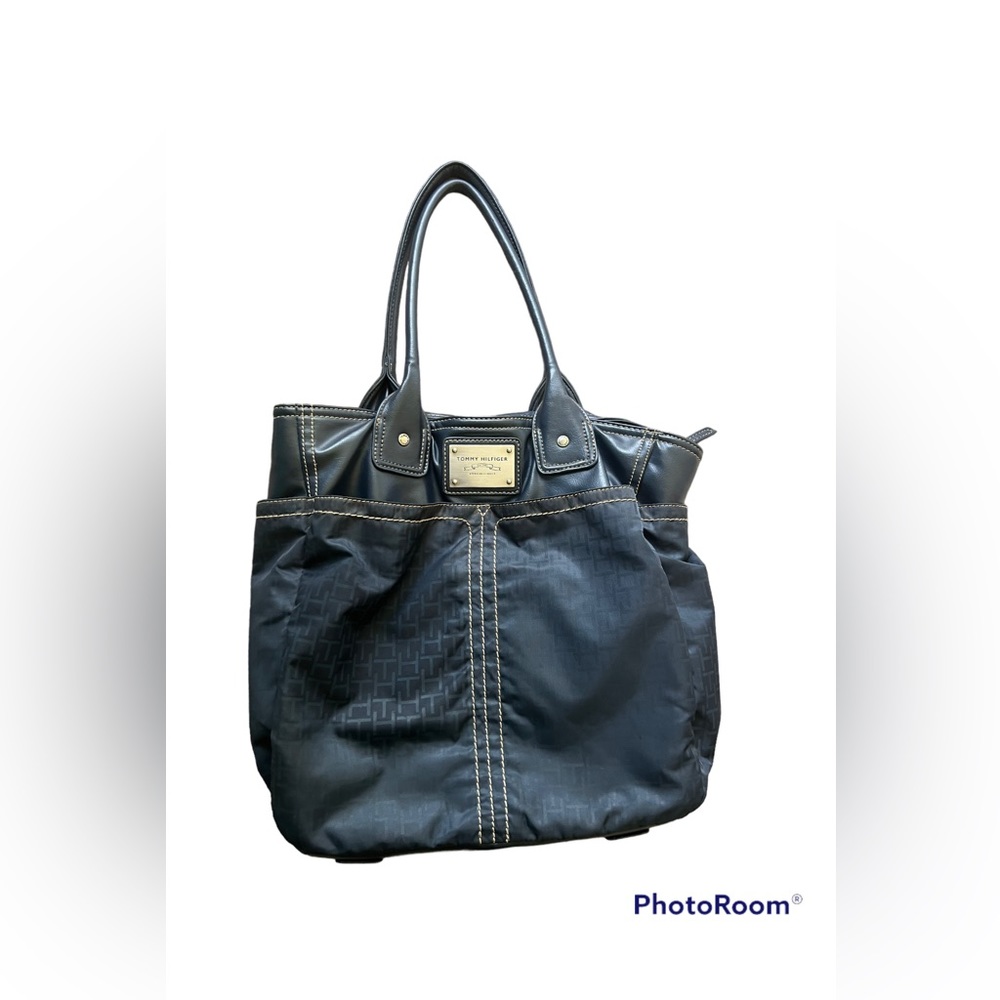 Tommy Hilfiger Navy Blue bag!